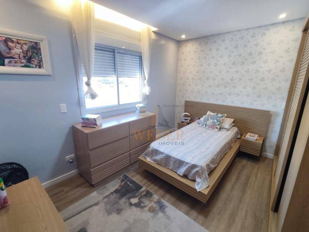 Apartamento, 3 quartos, 135 m² - Foto 2