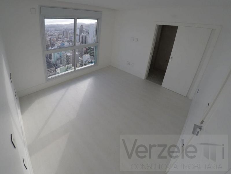 Apartamento à venda com 3 quartos, 151m² - Foto 16