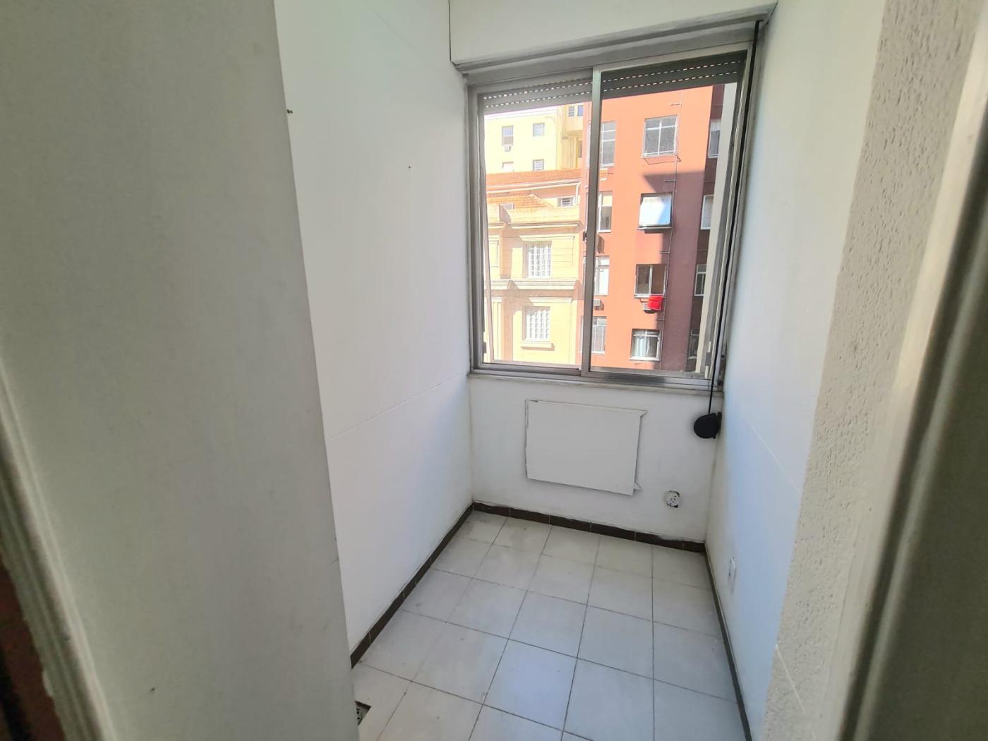 Apartamento à venda com 2 quartos, 70m² - Foto 6