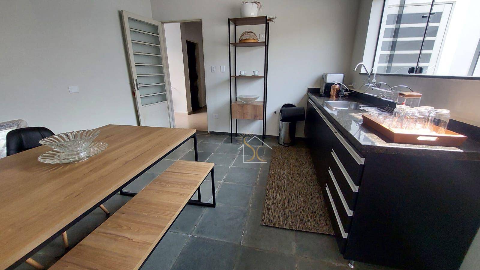 Casa à venda com 4 quartos, 285m² - Foto 4