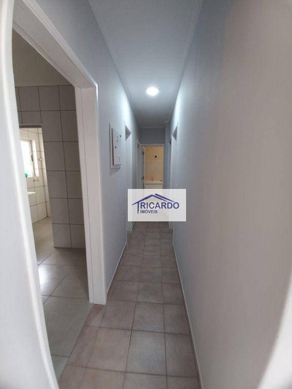 Apartamento à venda com 3 quartos, 68m² - Foto 15