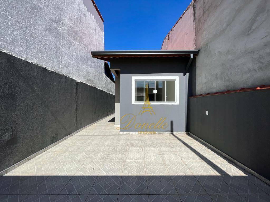 Casa à venda com 2 quartos, 70m² - Foto 5