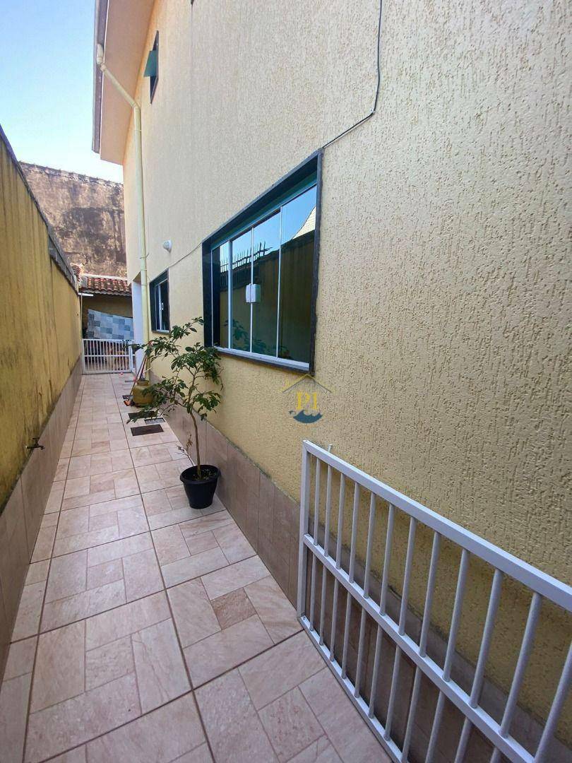 Casa à venda com 3 quartos, 180m² - Foto 6