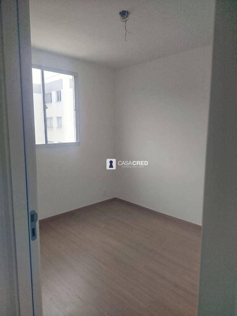 Apartamento para alugar com 2 quartos, 45m² - Foto 5