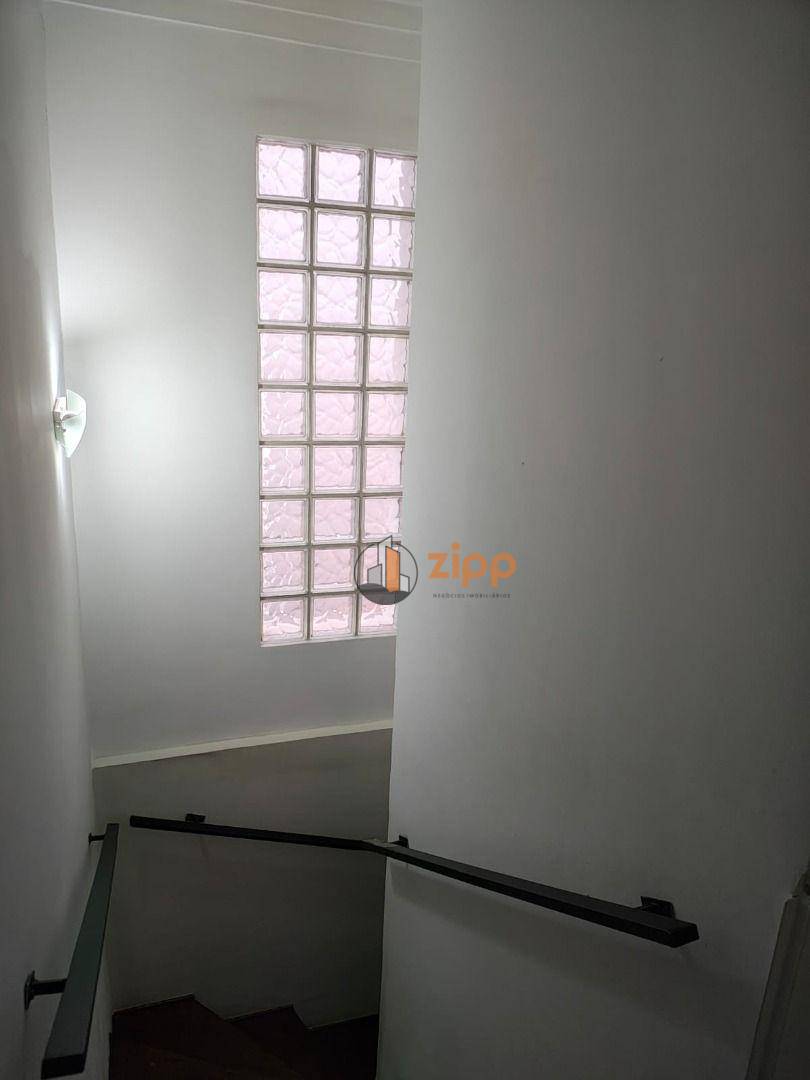 Sobrado à venda com 3 quartos, 200m² - Foto 28