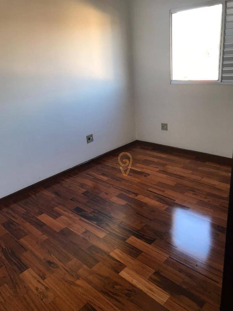 Apartamento à venda com 3 quartos, 85m² - Foto 4