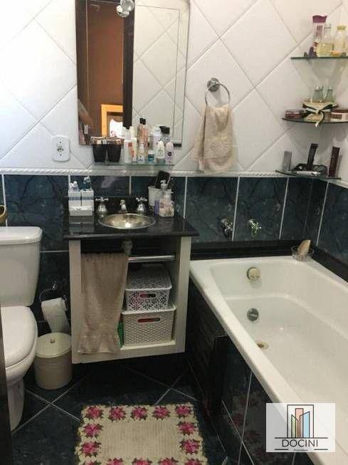 Sobrado à venda com 3 quartos, 180m² - Foto 11