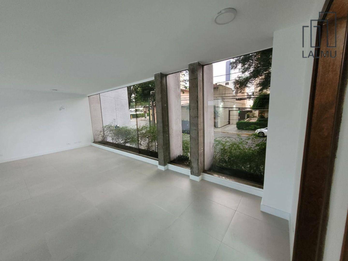 Sobrado para alugar com 4 quartos, 330m² - Foto 5