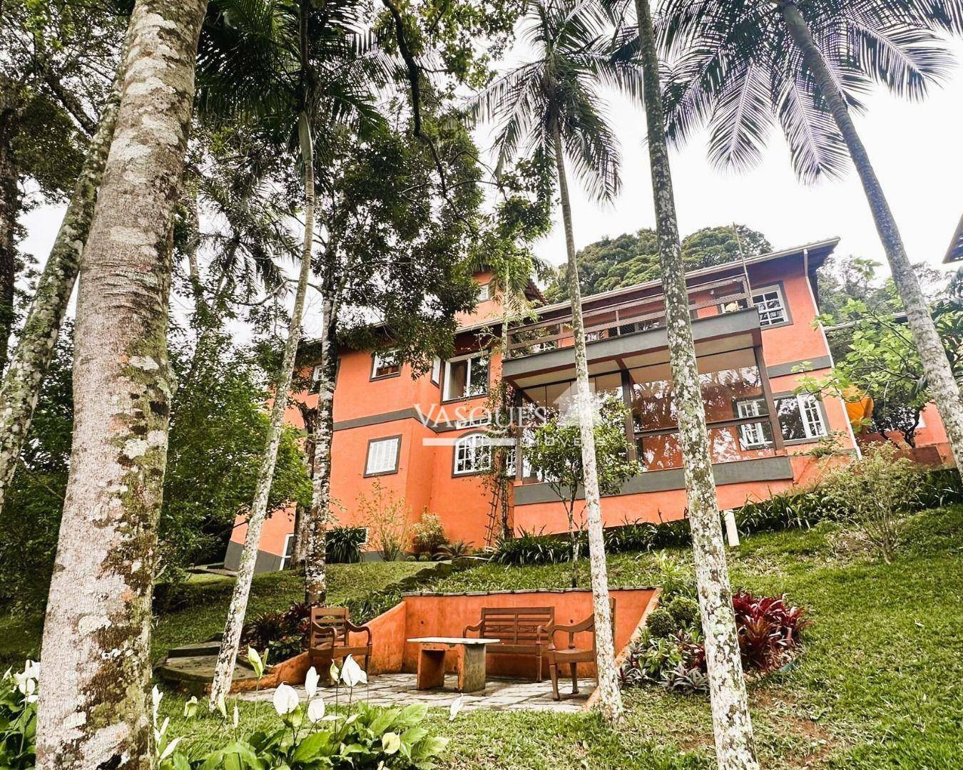 Casa de Condomínio à venda com 4 quartos, 243m² - Foto 4