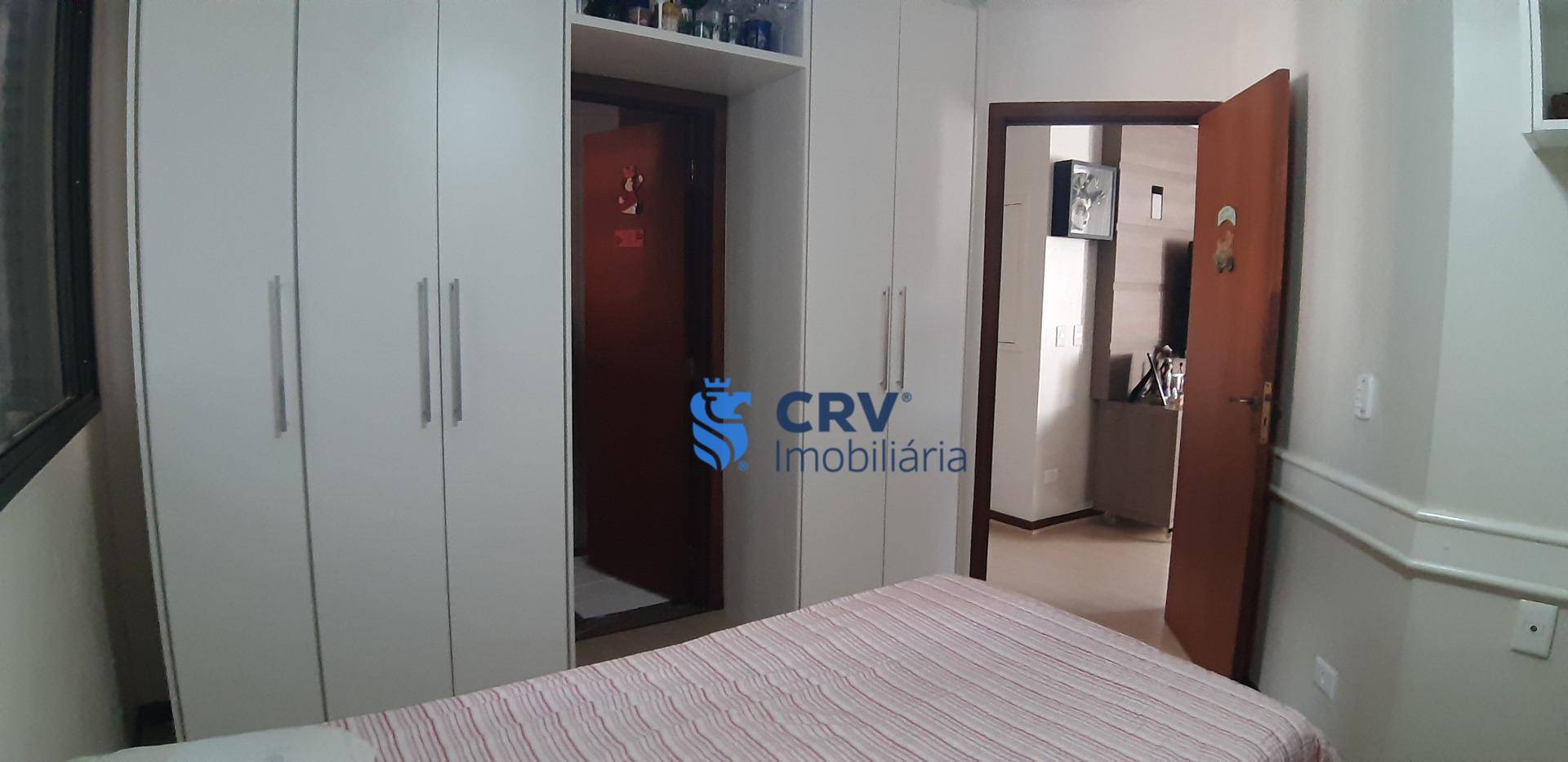 Apartamento à venda com 3 quartos, 191m² - Foto 13