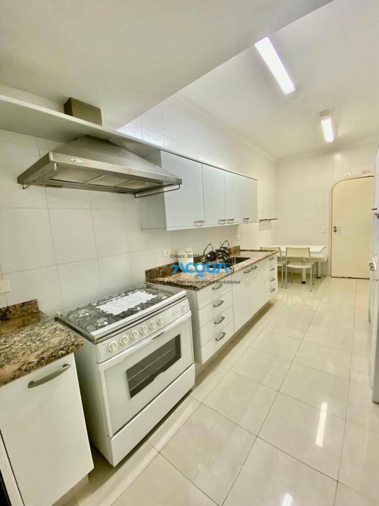 Apartamento à venda com 4 quartos, 220m² - Foto 6