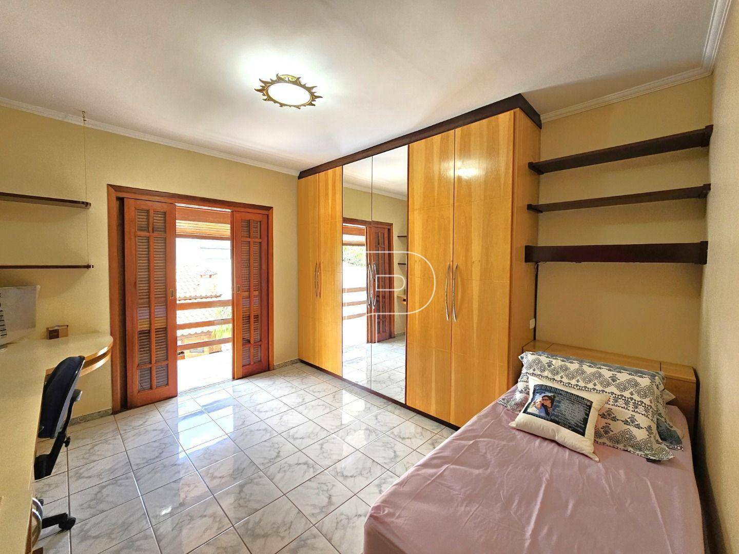 Casa de Condomínio à venda com 4 quartos, 334m² - Foto 17