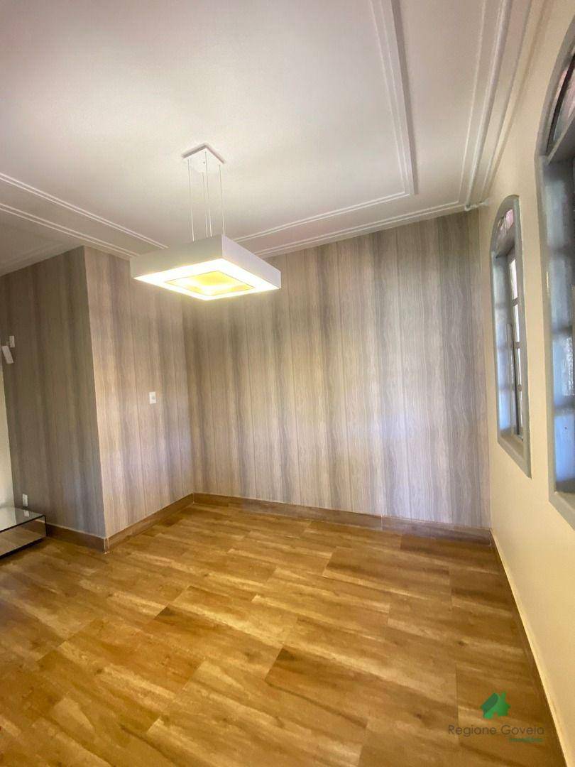 Casa para alugar com 4 quartos, 160m² - Foto 18