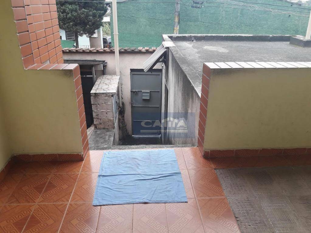 Casa à venda com 8 quartos, 200m² - Foto 16