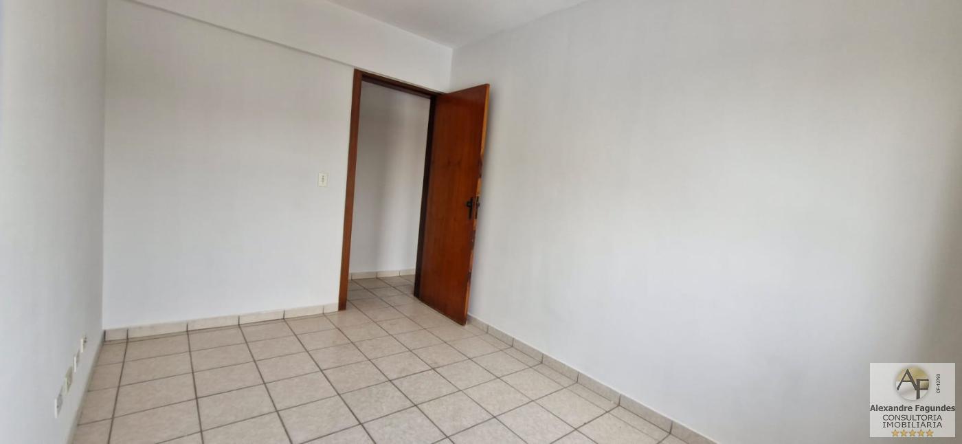 Apartamento à venda com 3 quartos, 120m² - Foto 15