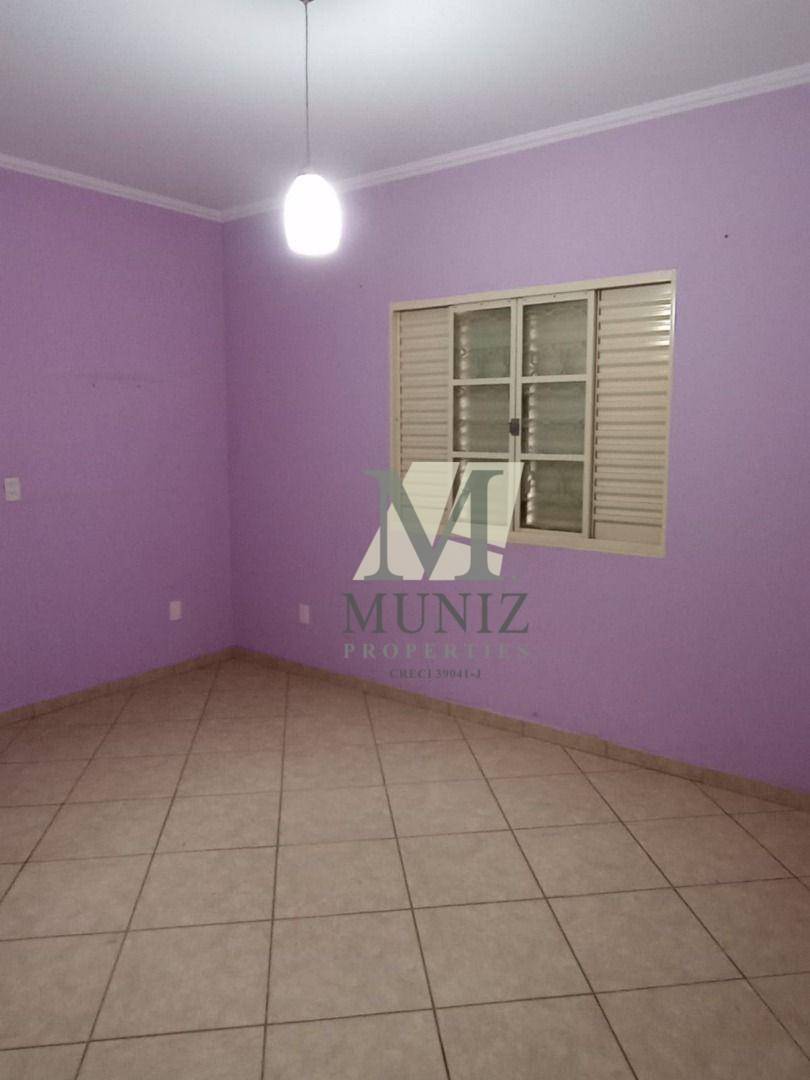 Casa à venda com 4 quartos, 250m² - Foto 18