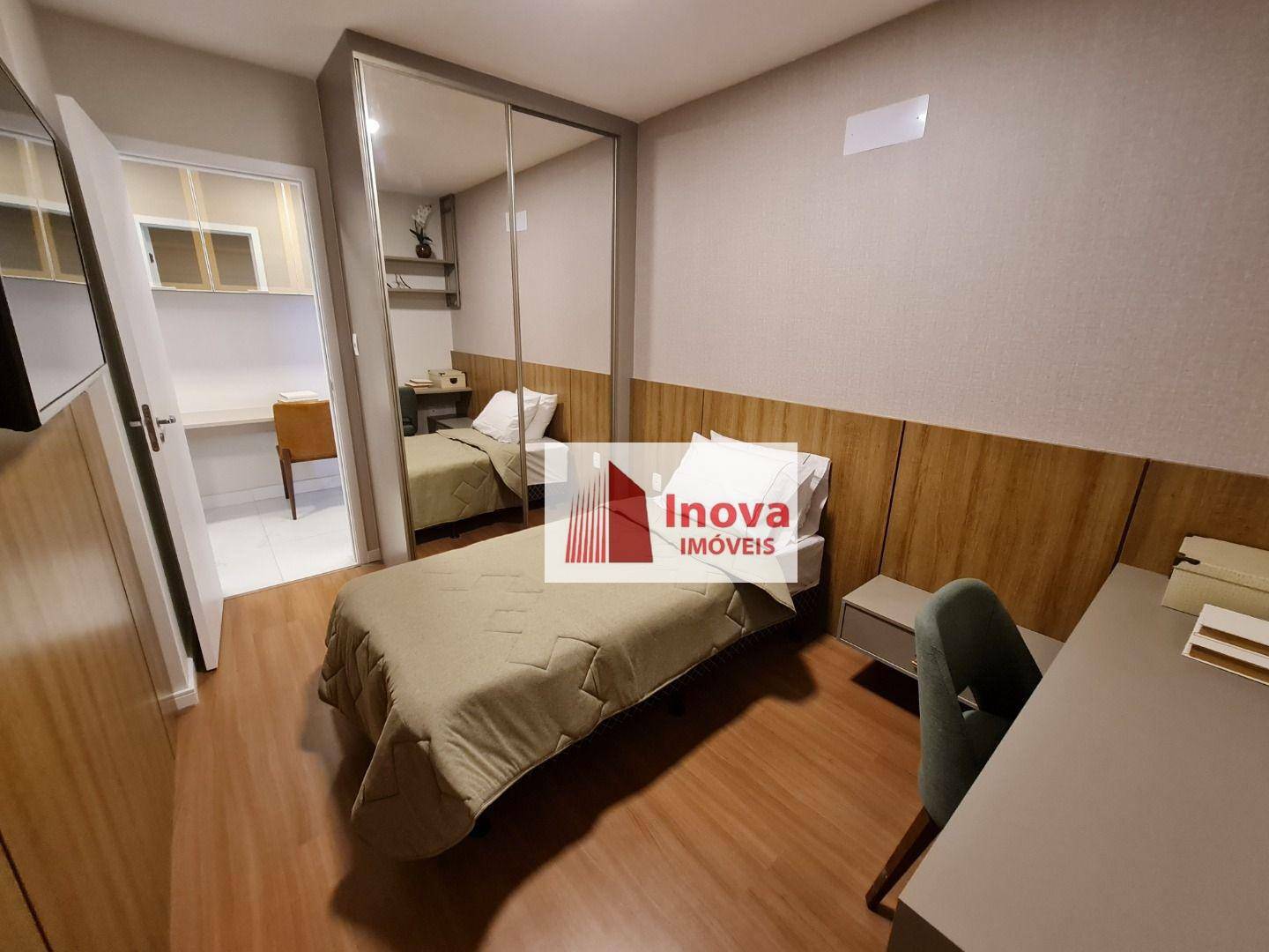 Apartamento à venda com 3 quartos, 190m² - Foto 17