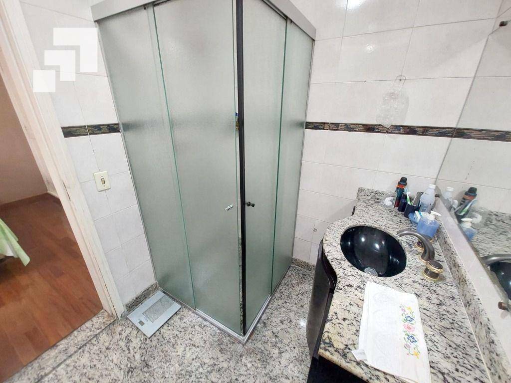 Casa à venda com 4 quartos, 360m² - Foto 28