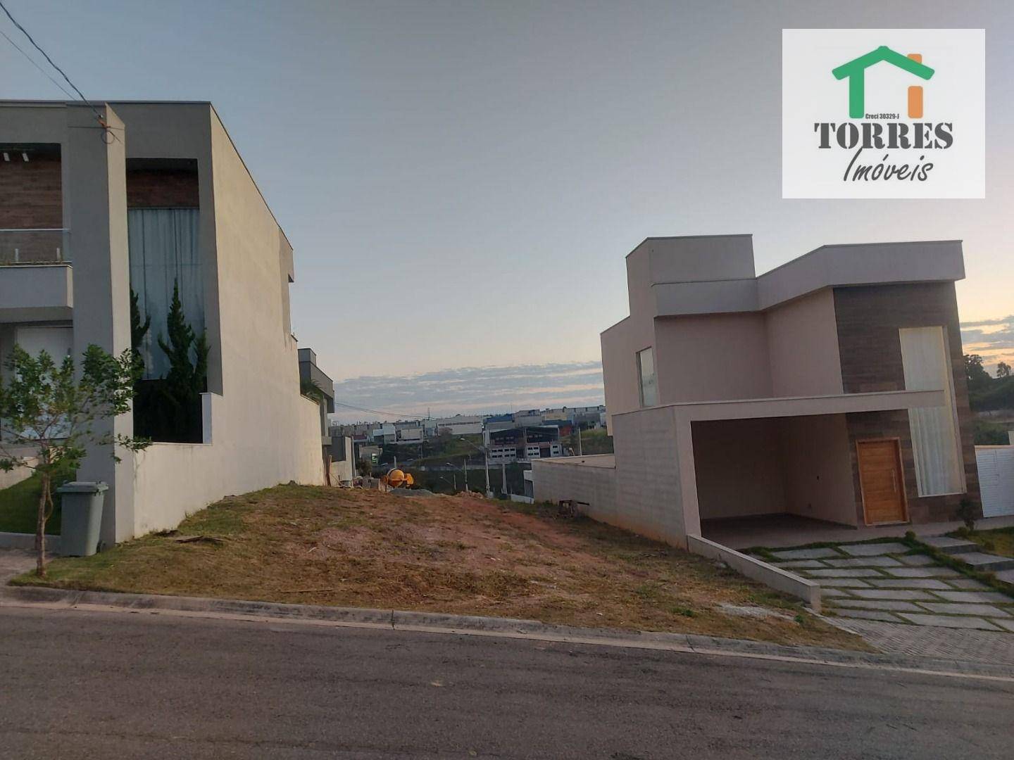 Loteamento e Condomínio, 250 m² - Foto 1