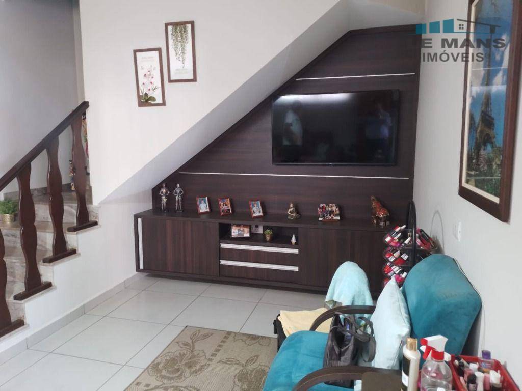 Casa à venda com 3 quartos, 131m² - Foto 13