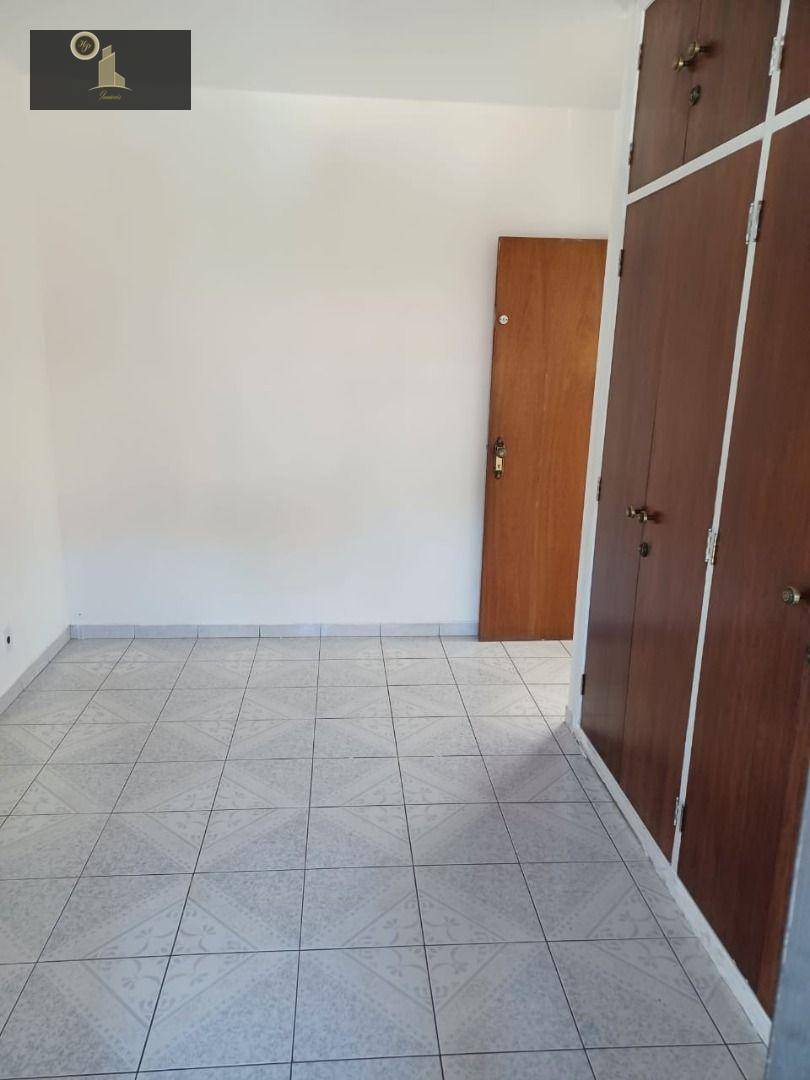 Apartamento à venda com 2 quartos, 75m² - Foto 4