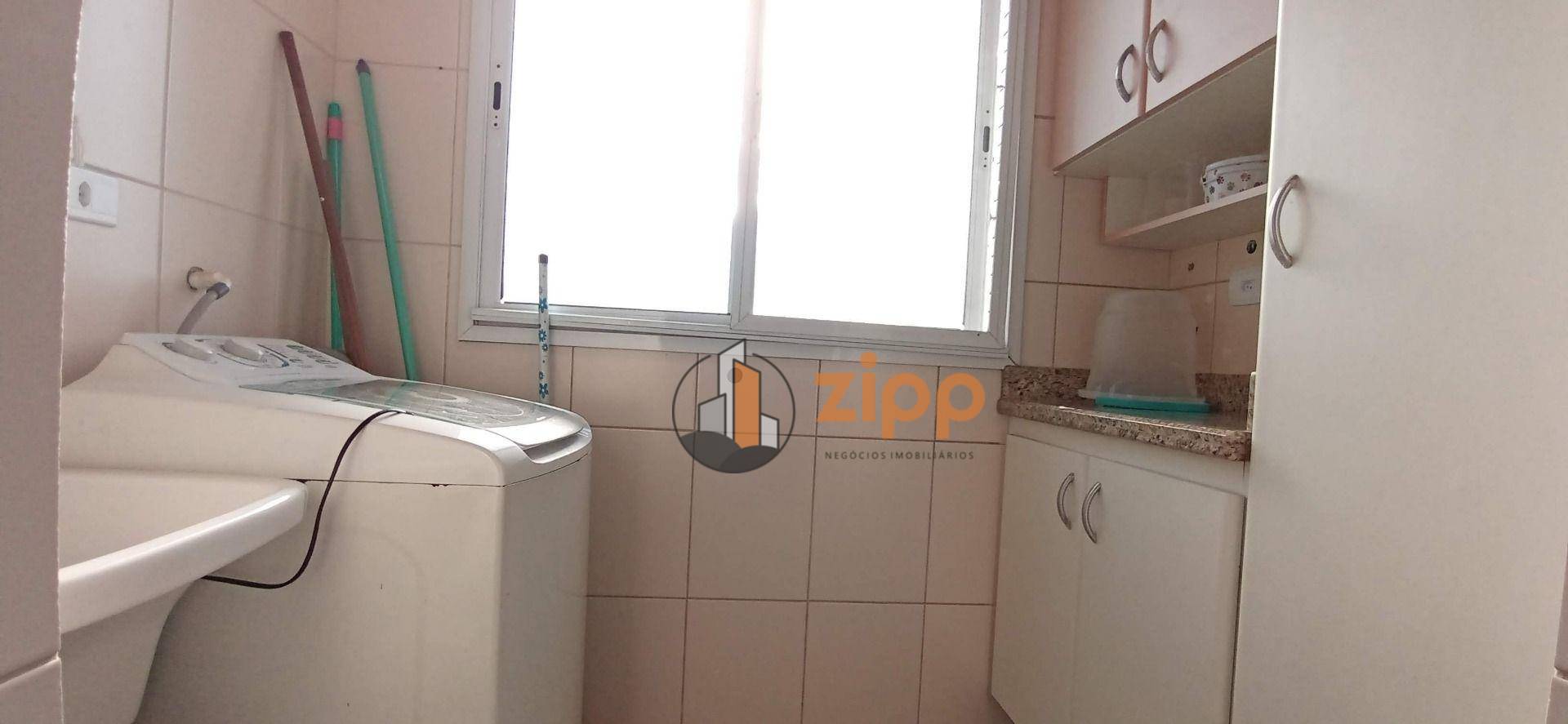 Apartamento à venda e aluguel com 2 quartos, 80m² - Foto 17