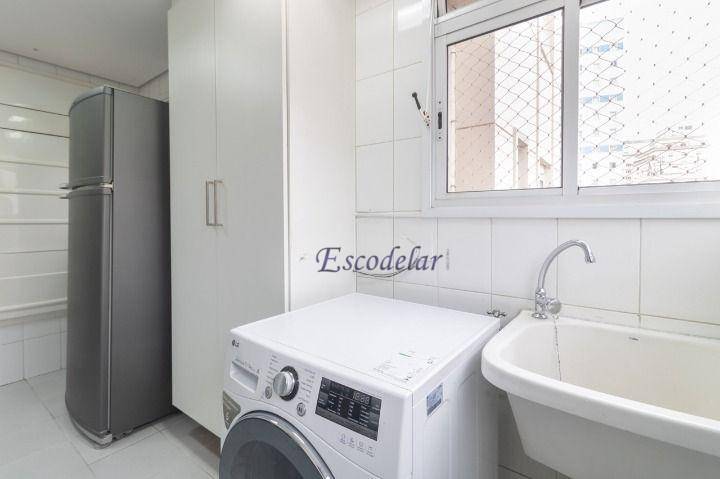 Apartamento para alugar com 3 quartos, 198m² - Foto 20