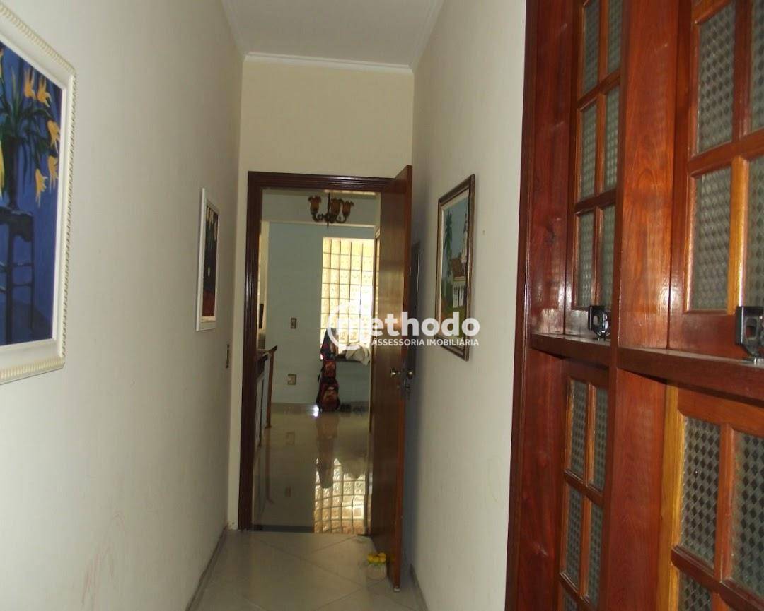 Casa à venda com 5 quartos, 289m² - Foto 22