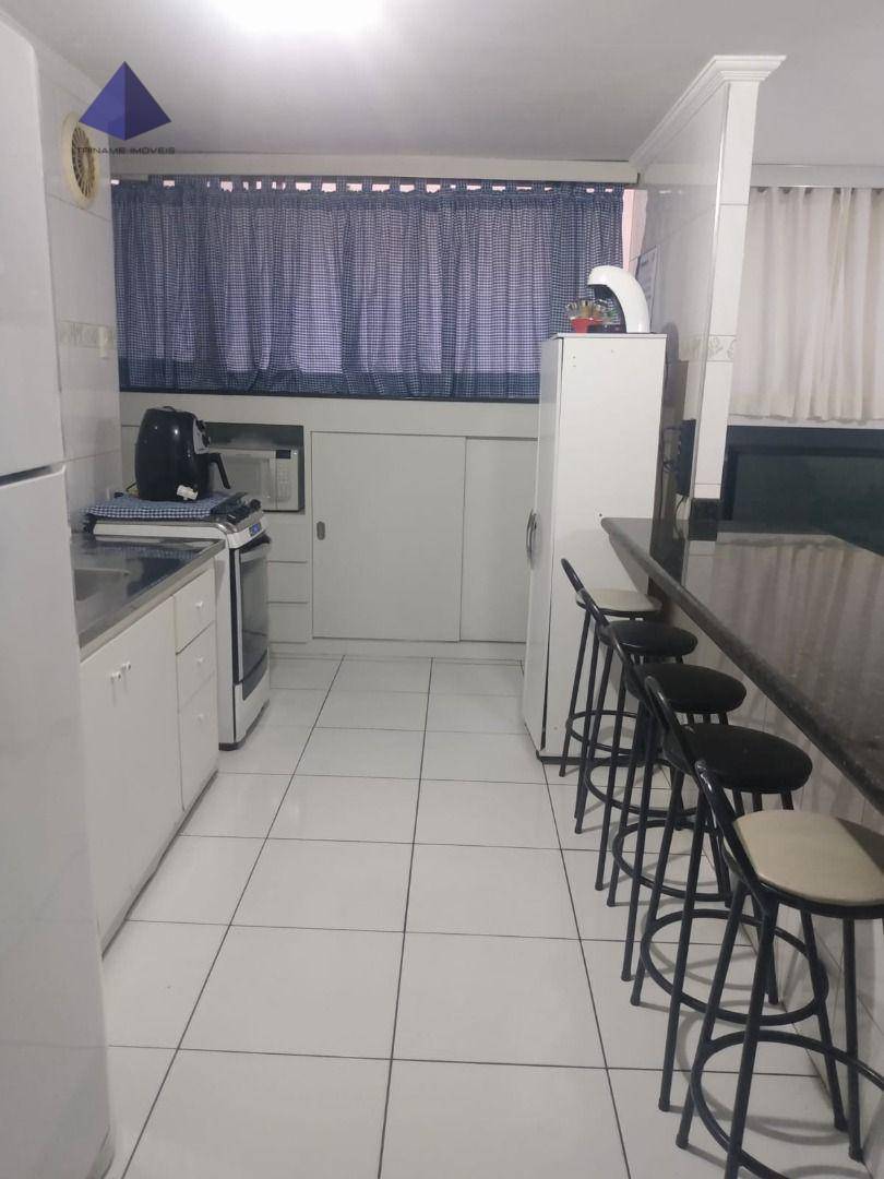 Apartamento à venda com 2 quartos, 62m² - Foto 3