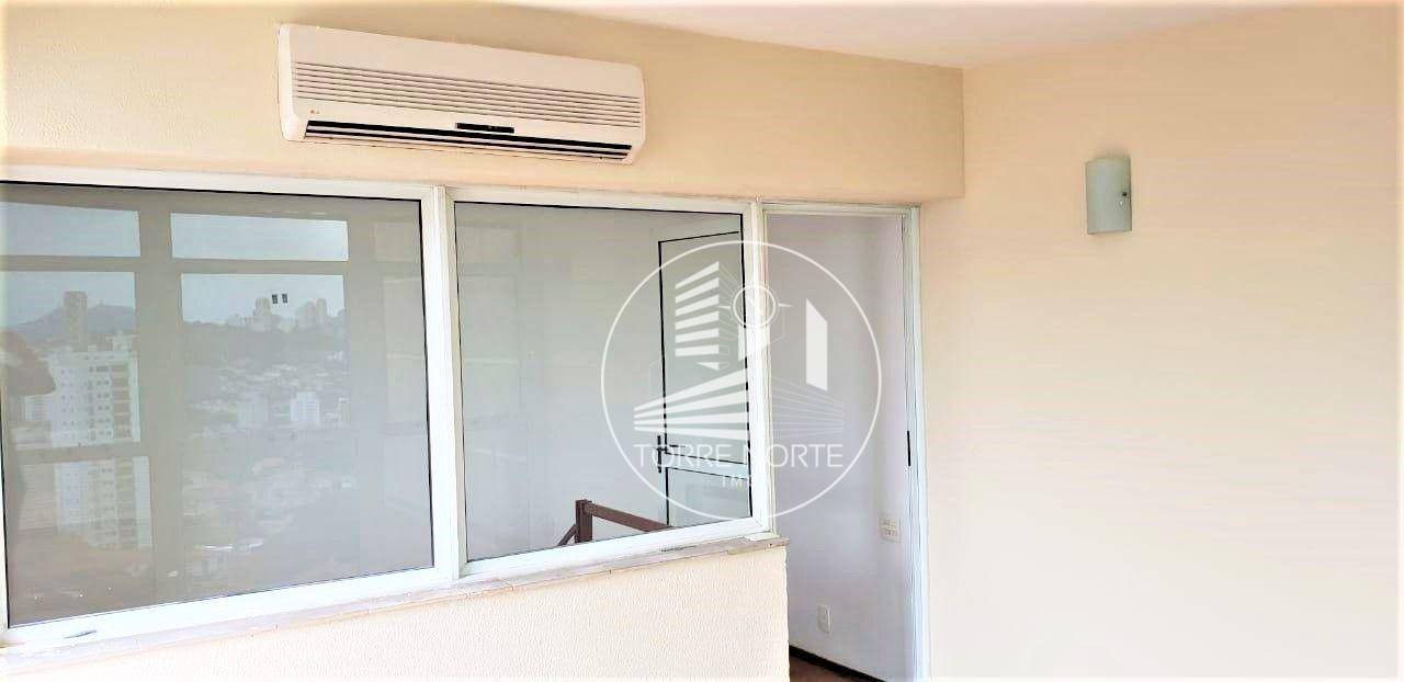 Apartamento à venda com 2 quartos, 160m² - Foto 4