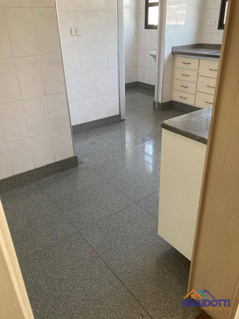 Apartamento à venda com 2 quartos, 85m² - Foto 33