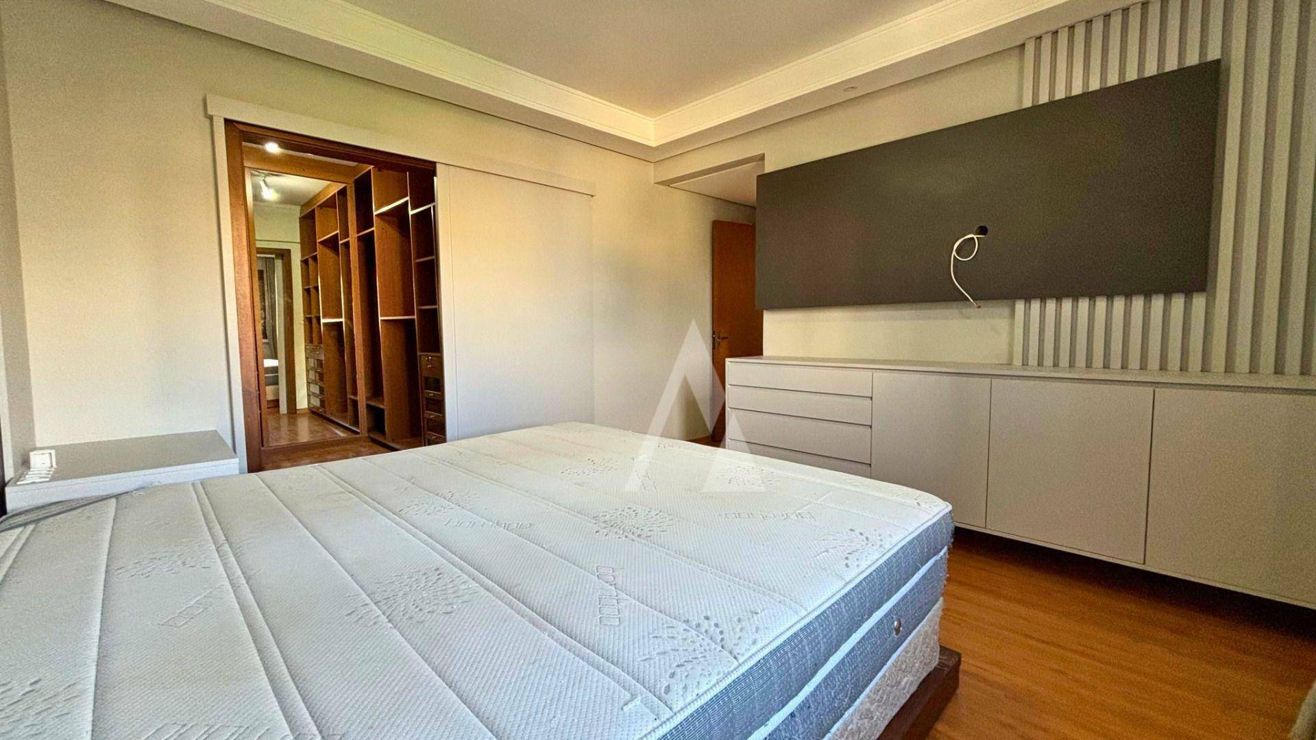 Apartamento à venda com 3 quartos, 139m² - Foto 21