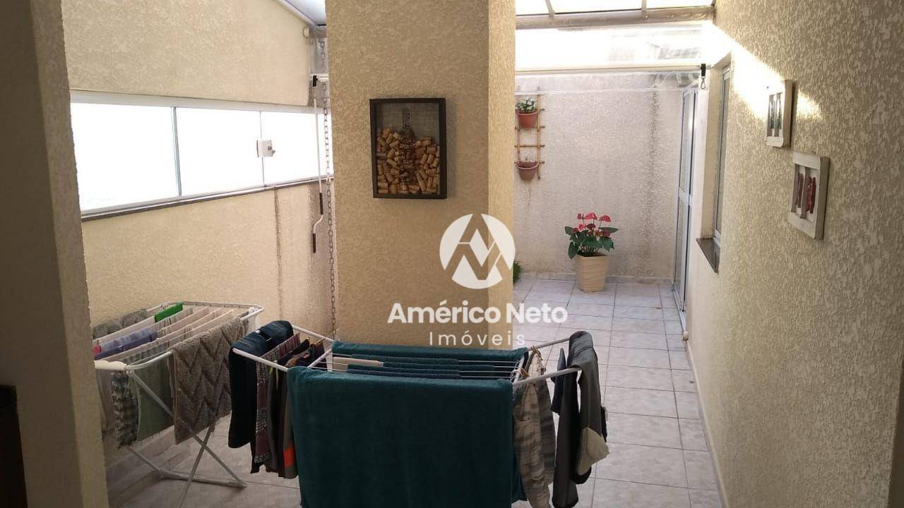 Apartamento à venda com 3 quartos, 182m² - Foto 5