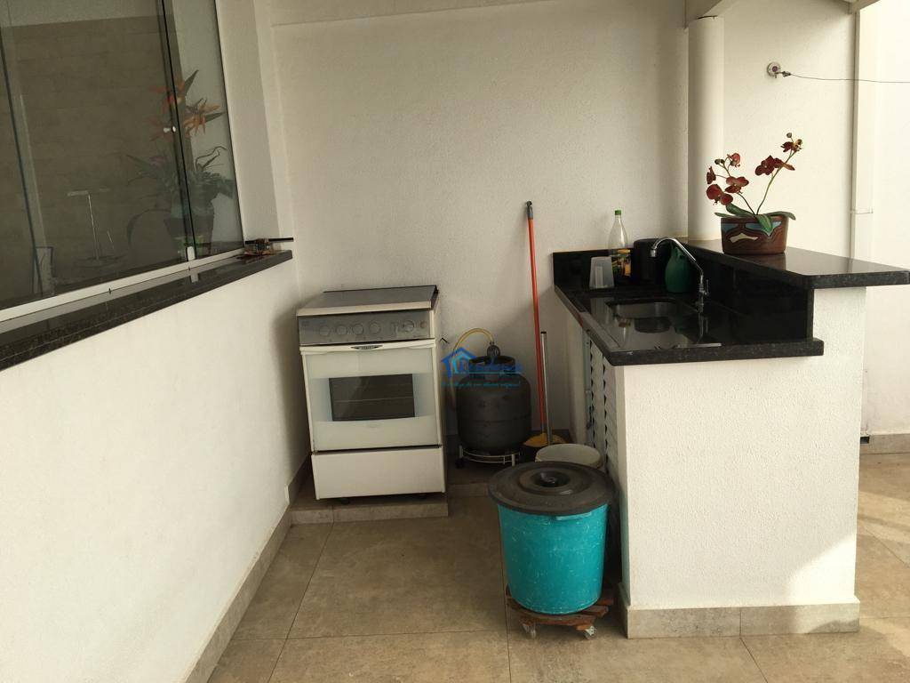 Sobrado à venda com 3 quartos, 303m² - Foto 17