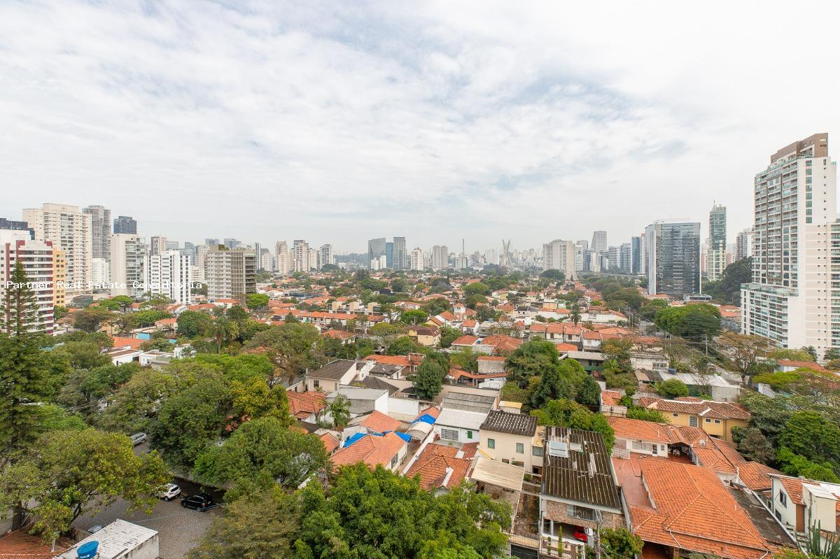 Apartamento à venda com 3 quartos, 175m² - Foto 14