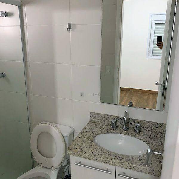 Apartamento à venda com 2 quartos, 68m² - Foto 13