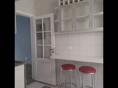 Apartamento à venda com 2 quartos, 95m² - Foto 2