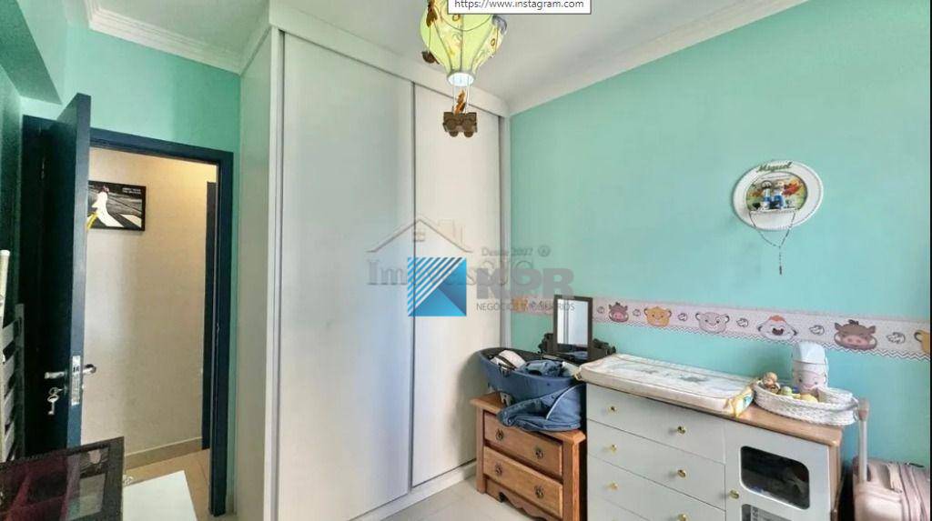 Apartamento à venda com 2 quartos, 75m² - Foto 10