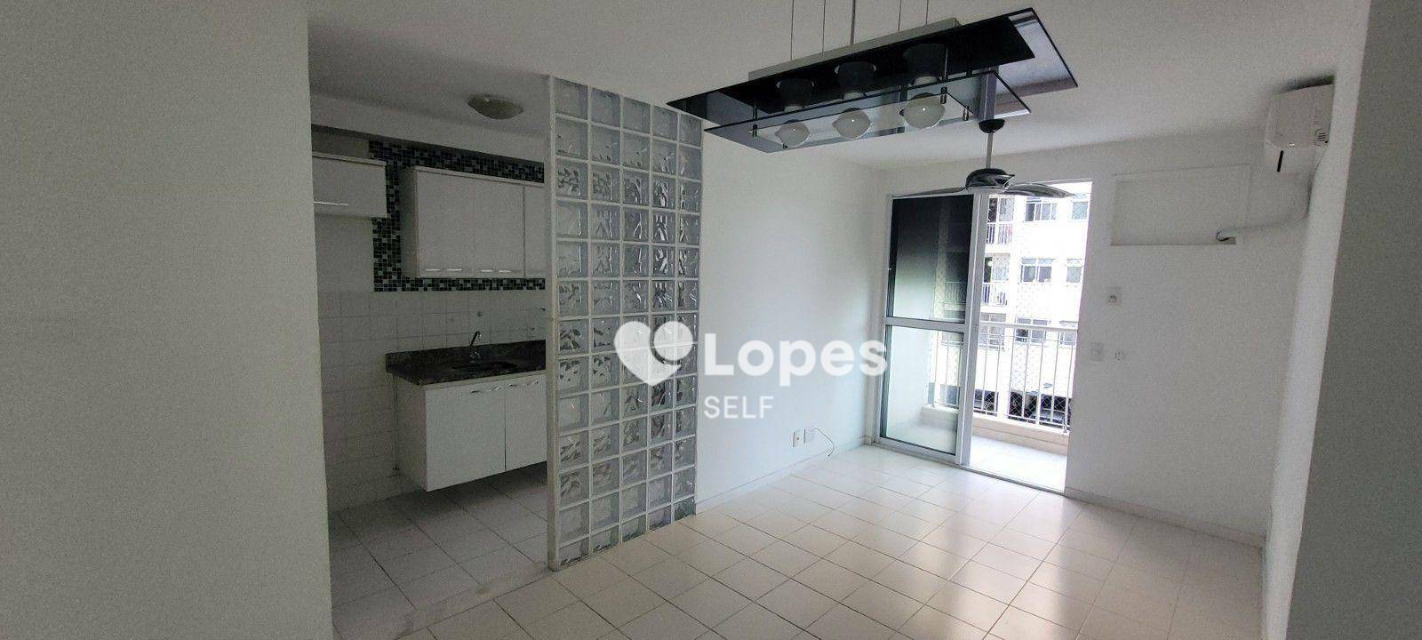 Apartamento à venda com 2 quartos, 57m² - Foto 1