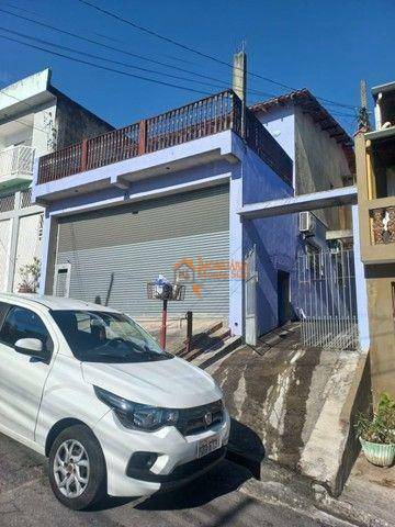 Sobrado à venda com 3 quartos, 200m² - Foto 1