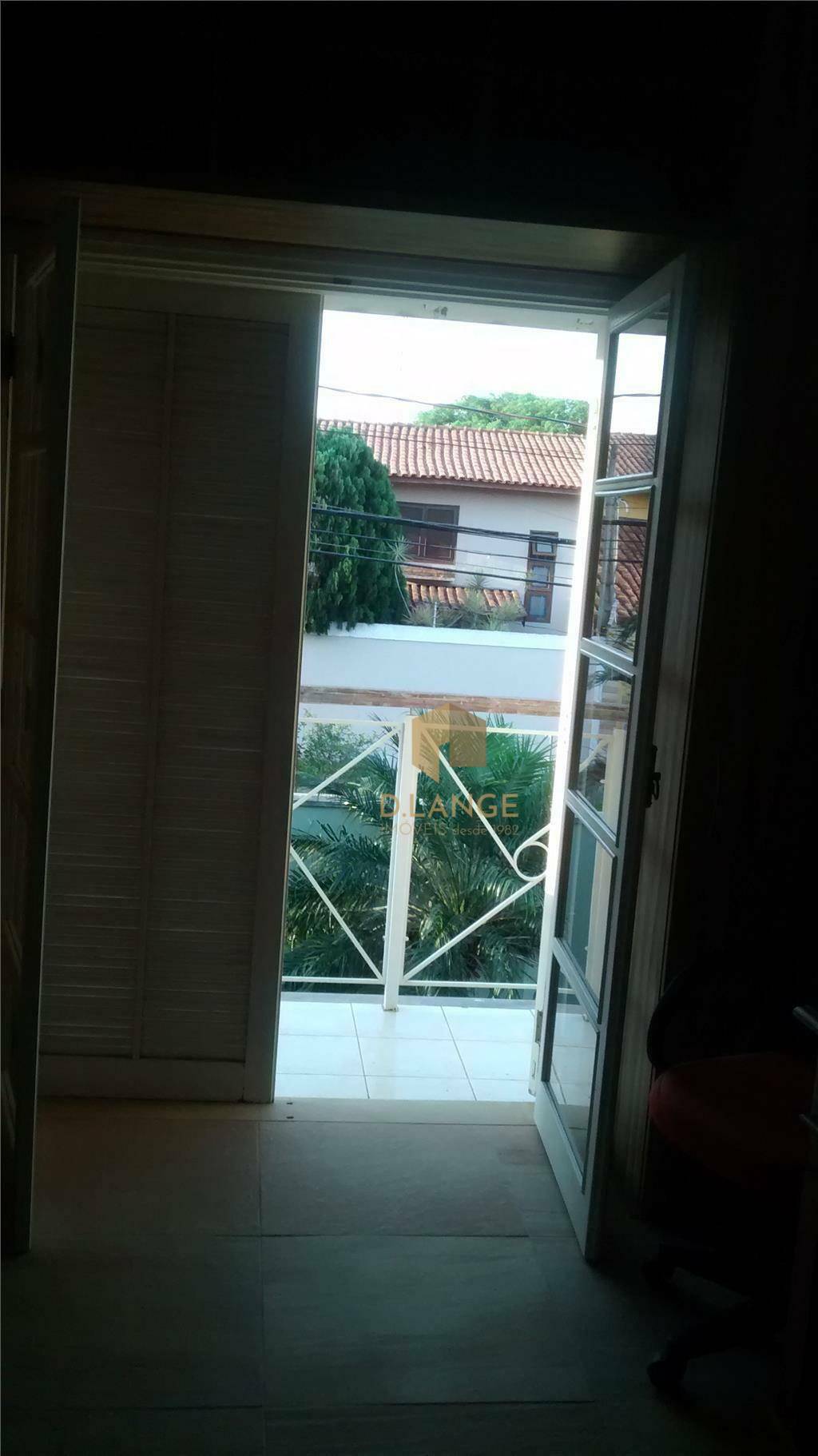 Casa à venda com 3 quartos, 250m² - Foto 41