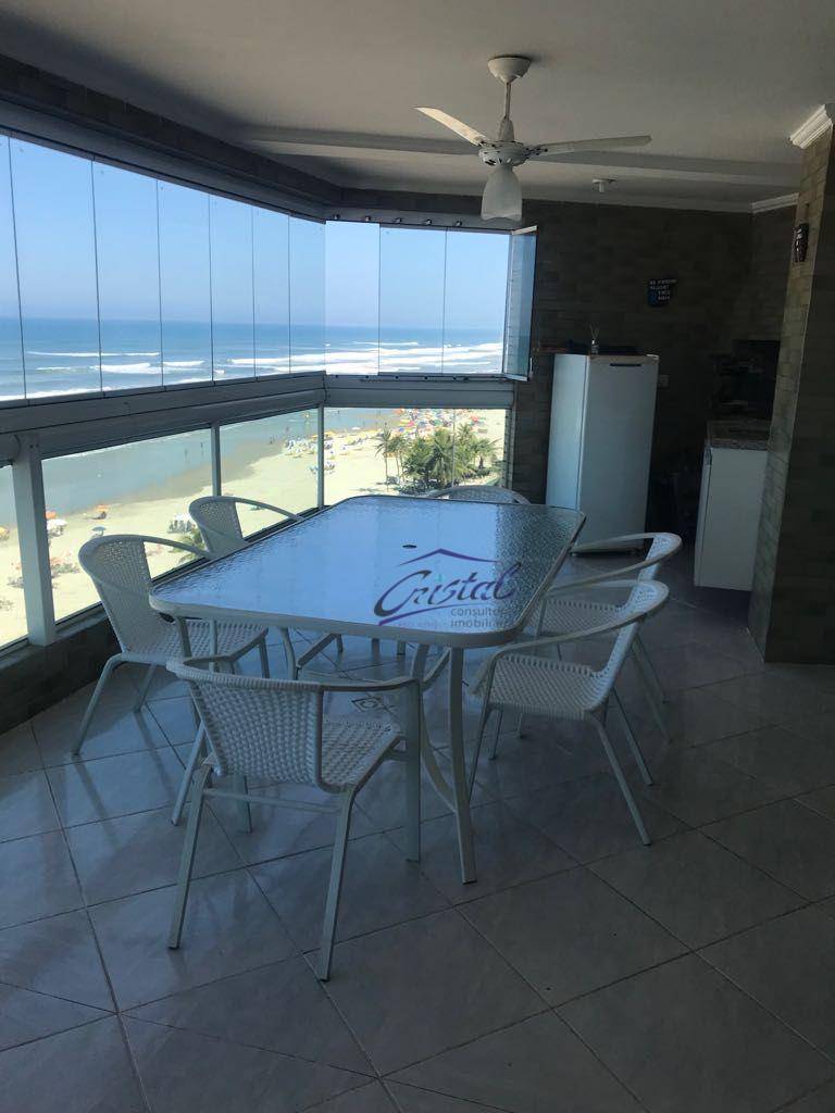 Apartamento à venda com 4 quartos, 209m² - Foto 2