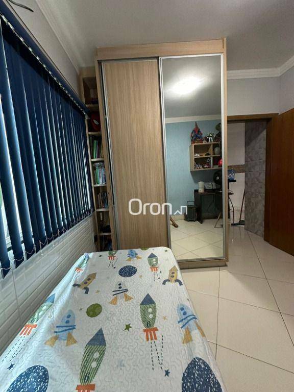 Casa à venda com 3 quartos, 186m² - Foto 8