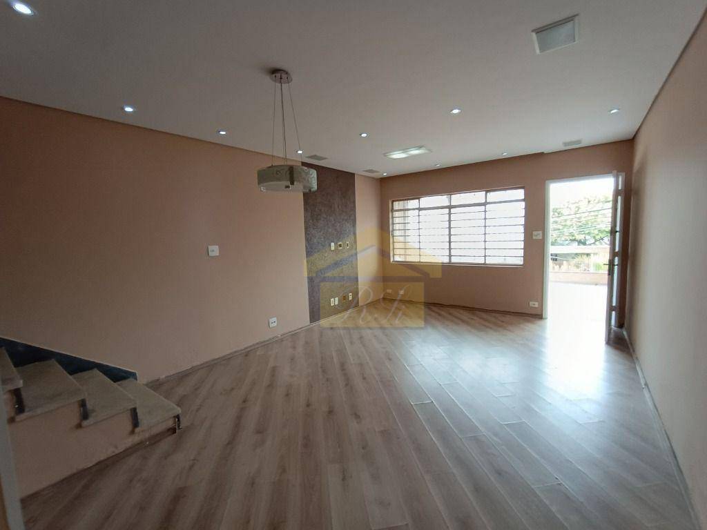 Sobrado à venda com 2 quartos, 132m² - Foto 2