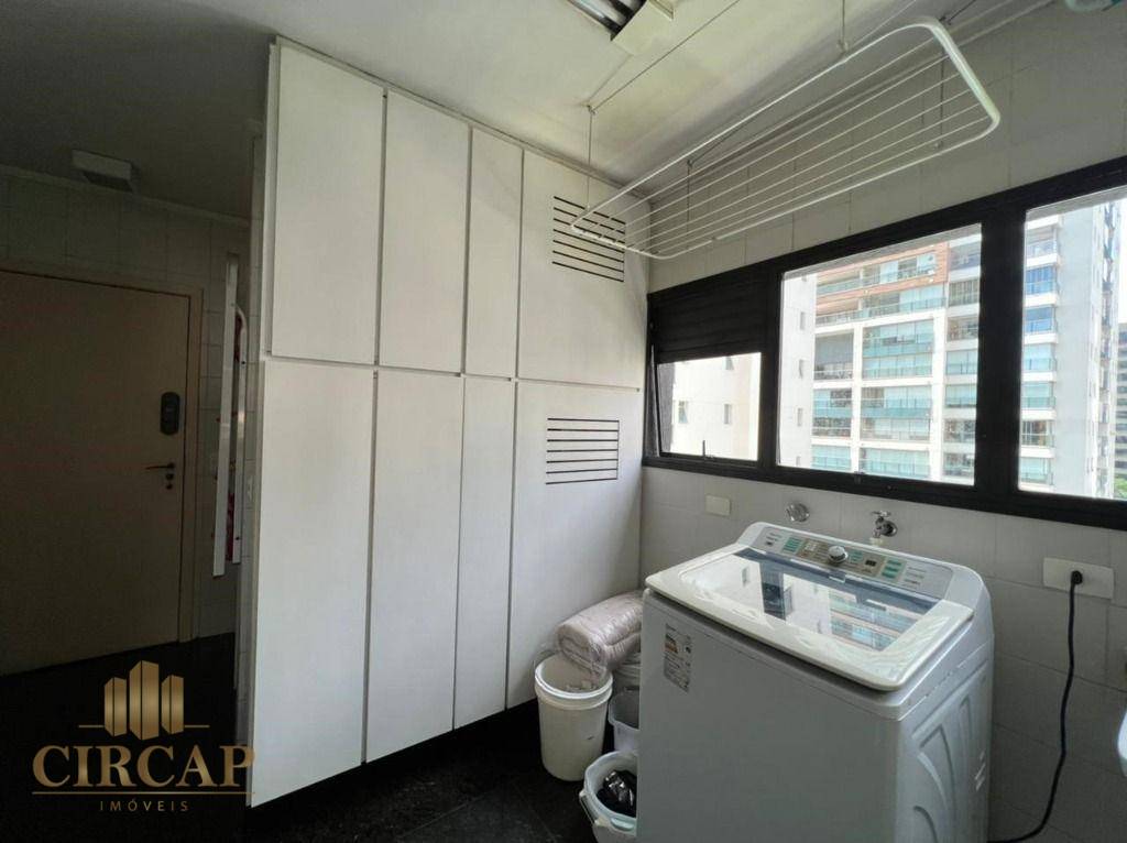 Apartamento à venda e aluguel com 4 quartos, 220m² - Foto 11