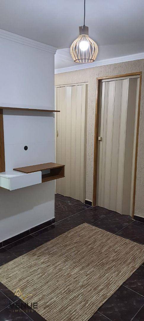 Apartamento à venda com 2 quartos, 40m² - Foto 22