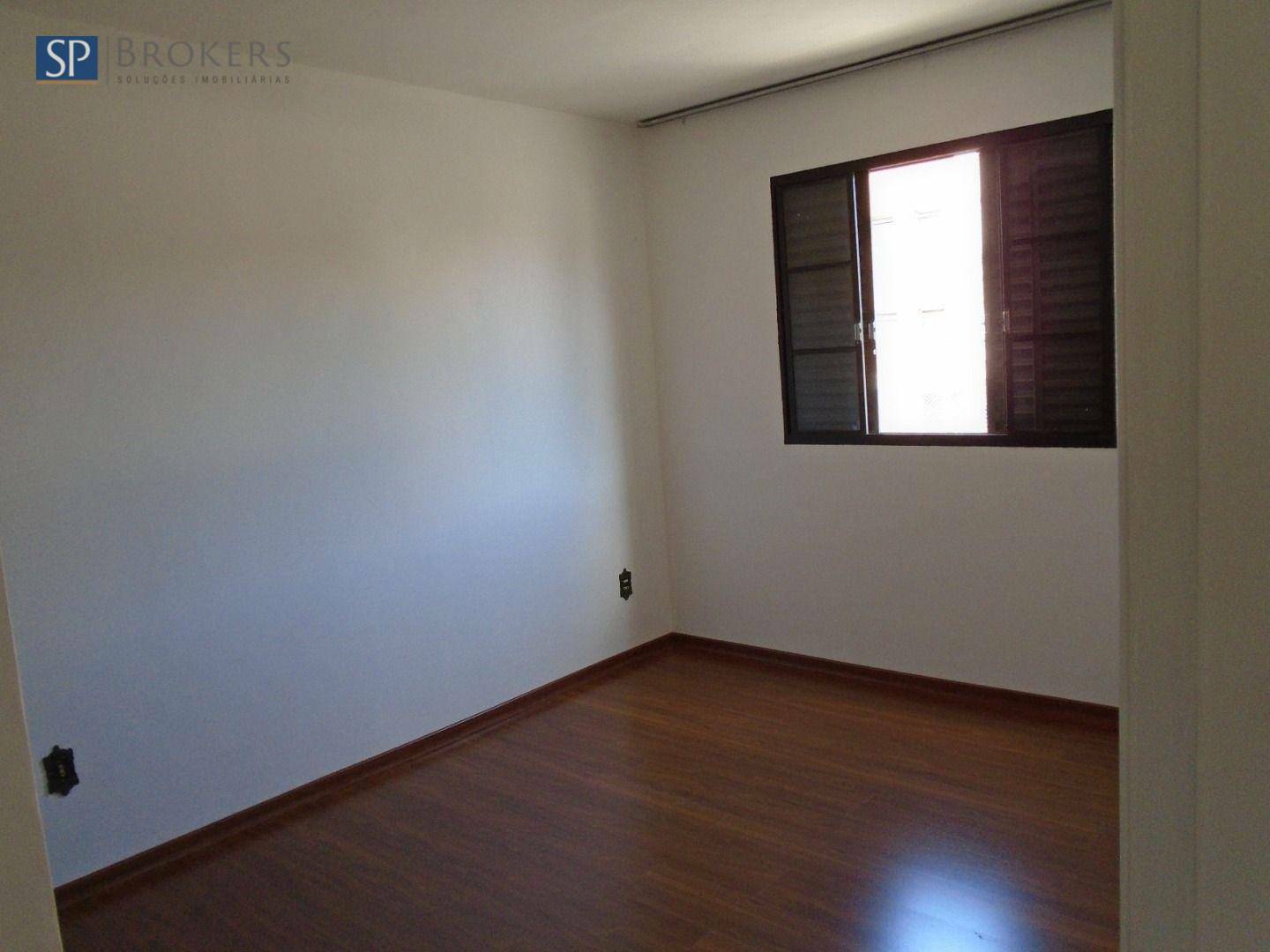 Apartamento à venda com 3 quartos, 74m² - Foto 13