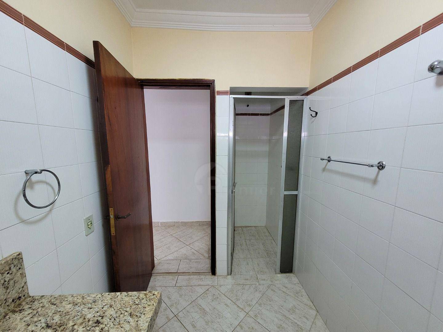 Casa à venda com 3 quartos, 312m² - Foto 33