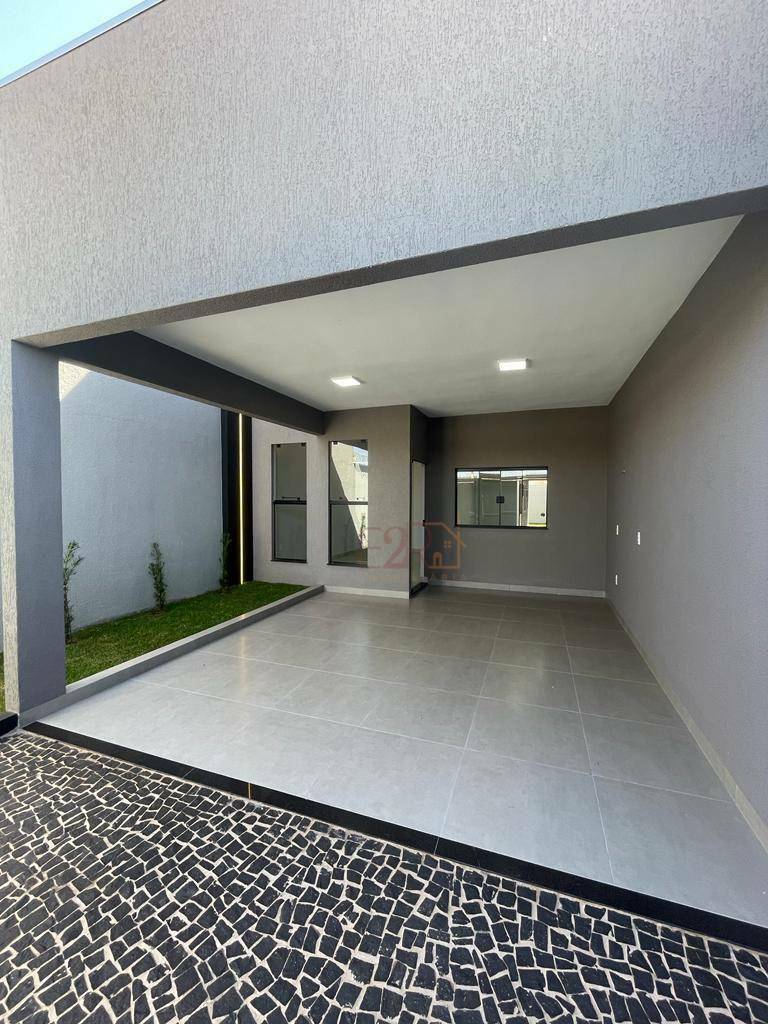 Casa à venda com 3 quartos, 110m² - Foto 1