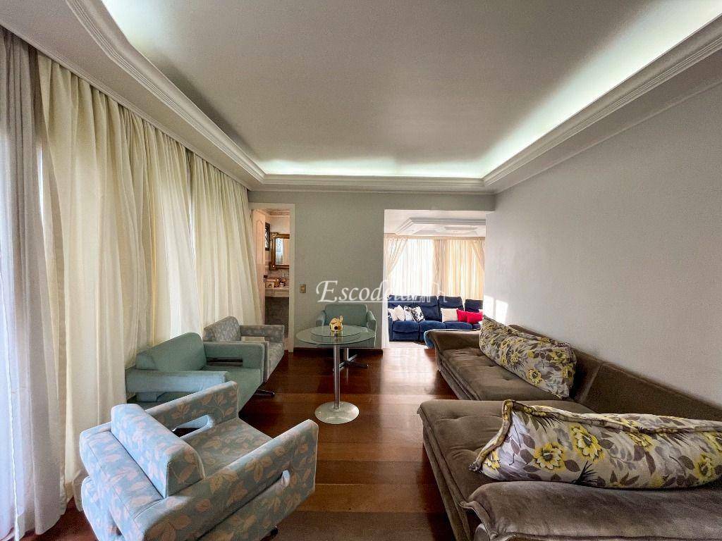 Apartamento à venda com 3 quartos, 200m² - Foto 9